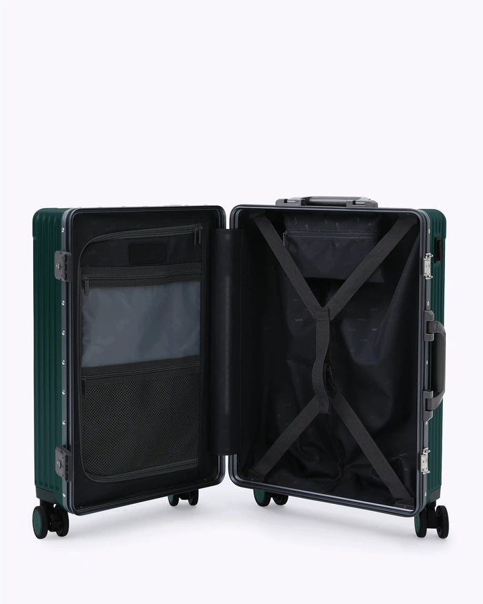 Carry-On: All-In-One Classic