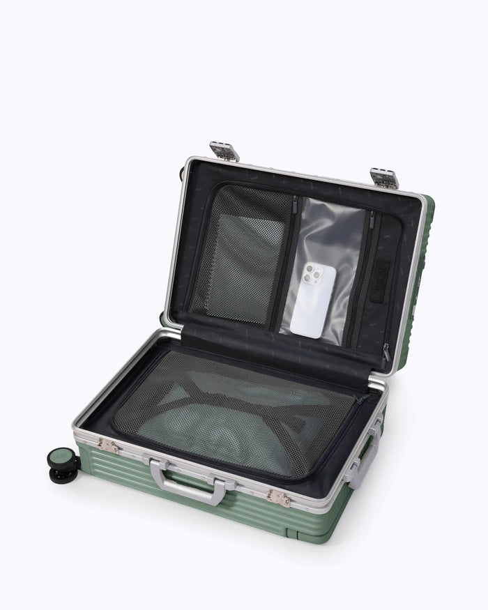 Carry-On: All-in-One Wide Handle
